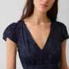 Mini-robe imprimée à col en V