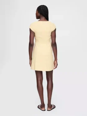 Mini-robe à manches courtes en mélange de lin