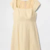 Mini-robe à manches courtes en mélange de lin