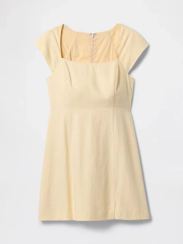 Mini-robe à manches courtes en mélange de lin