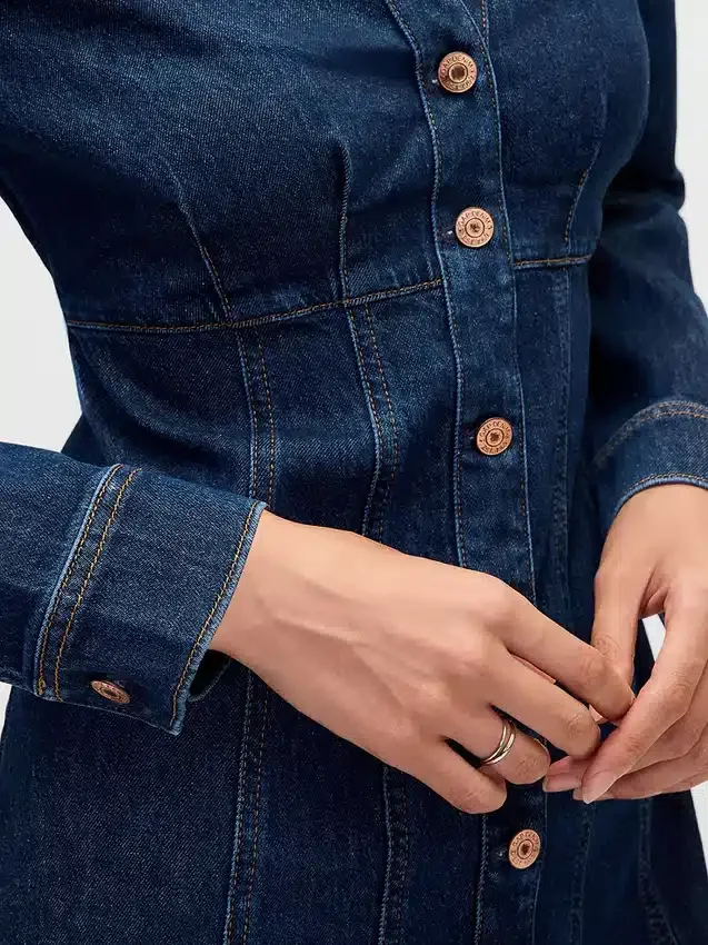 Mini-robe plissée en denim