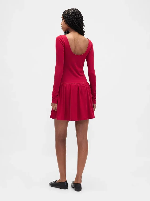 Mini-robe à taille basse
