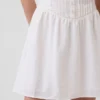Mini-robe à taille basse et plis creux