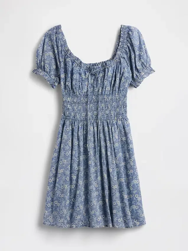 Mini-robe à taille smockée