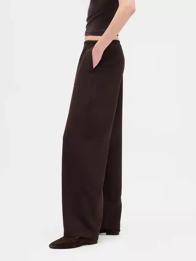 Pantalon ample et confortable
