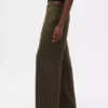 Pantalon ample et confortable