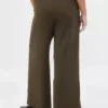 Pantalon ample et confortable