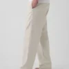 Pantalon ample et fuselé en lin et coton