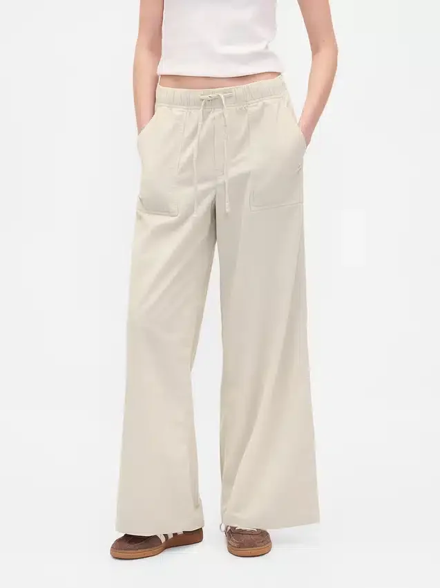Pantalon baggy en velours côtelé à taille moyenne