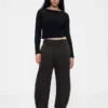 Pantalon à coupe large en sergé, taille mi-haute