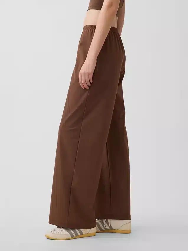 Pantalon décontracté à taille basse GapFit Tech