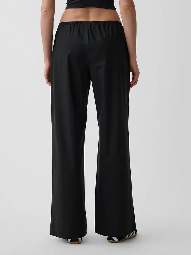 Pantalon décontracté à taille basse GapFit Tech