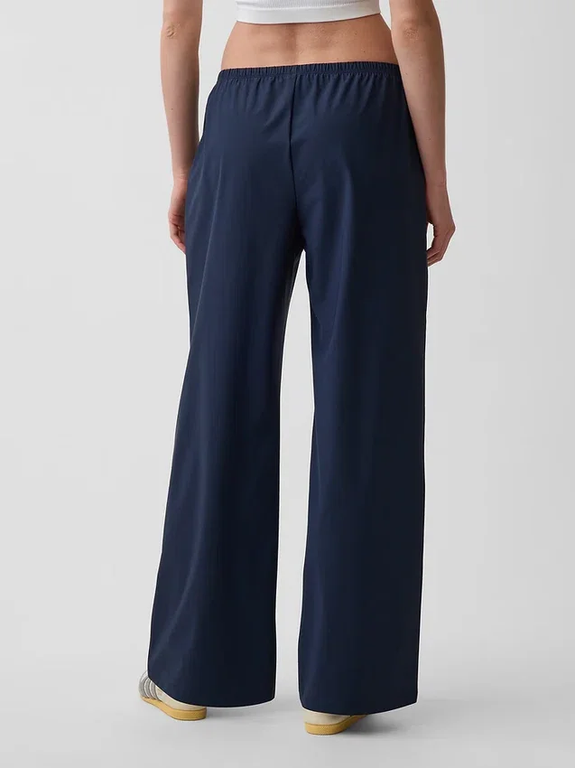 Pantalon décontracté à taille basse GapFit Tech