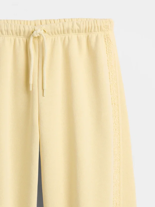 Pantalon de jogging ample pour enfant Vintagesoft à bordures en dentelle