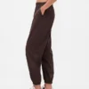 Pantalon de jogging GapFit Tech à taille haute et ourlet zippé