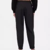 Pantalon de jogging GapFit Tech à taille haute et ourlet zippé