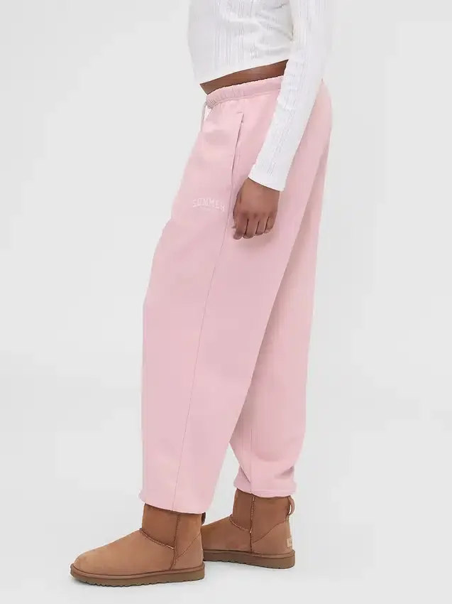 Pantalon de jogging épais et ample GAP × Summer Fridays avec logo