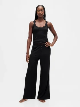 Pantalon de pyjama à jambes larges et à fines côtes