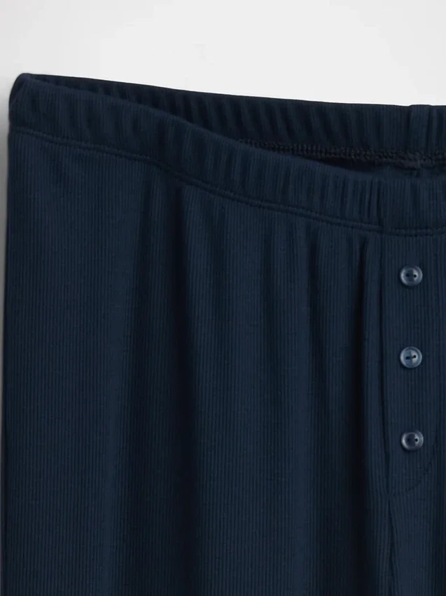 Pantalon de pyjama à jambes larges et à fines côtes