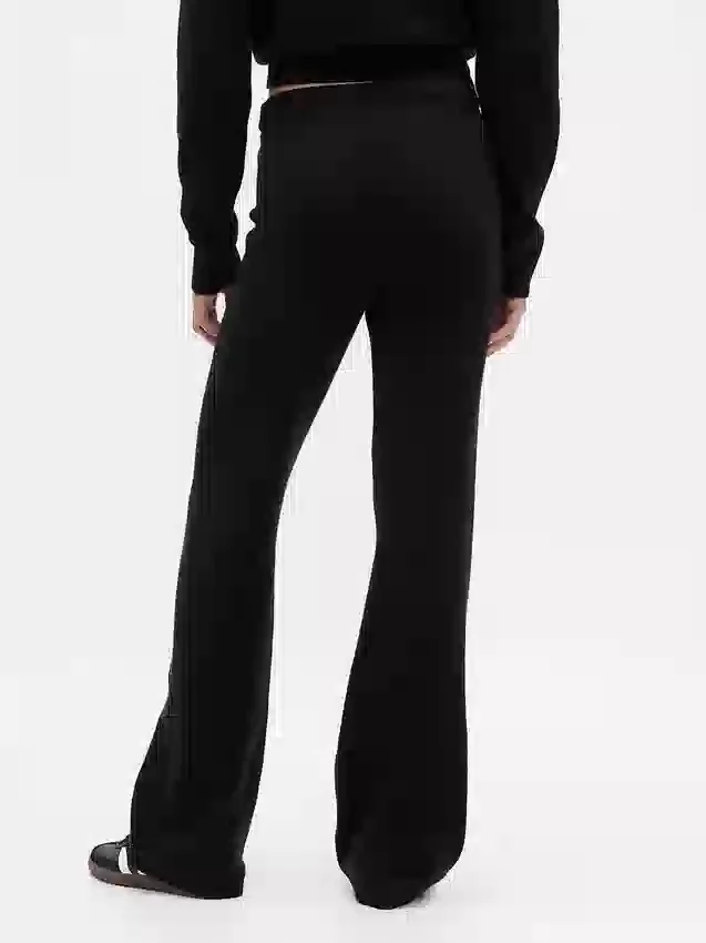 Pantalon de type « bootcut » en maille CashSoft