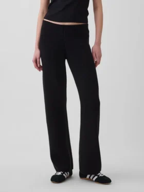 Pantalon de type « bootcut » en maille épaisse, taille basse, en mélange de coton