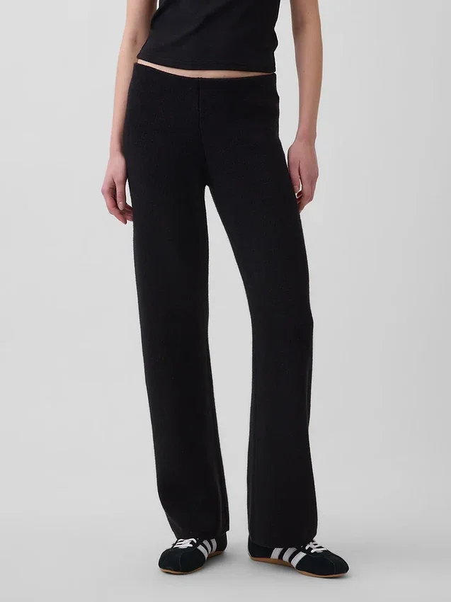 Pantalon de type « bootcut » en maille épaisse, taille basse, en mélange de coton