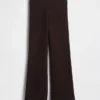 Pantalon de type « bootcut » en maille épaisse, taille basse, en mélange de coton