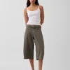 Pantalon-jupe à taille mi-haute et ceinture