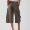 Pantalon-jupe à taille mi-haute et ceinture