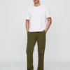 Pantalon kaki droit moderne