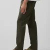 Pantalon kaki droit moderne
