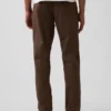 Pantalon kaki droit moderne