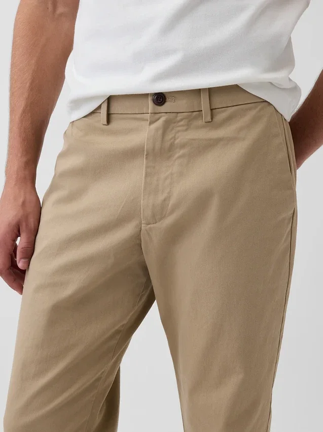 Pantalon kaki droit moderne