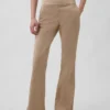 Pantalon kaki évasé ajusté à taille basse