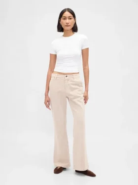 Pantalon kaki évasé à taille basse et coupe décontractée