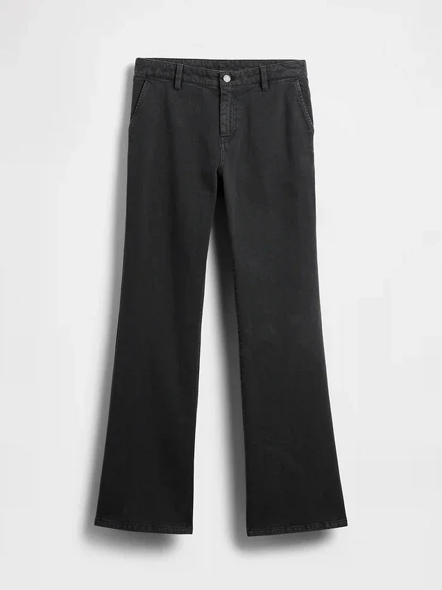 Pantalon kaki évasé à taille basse et coupe décontractée