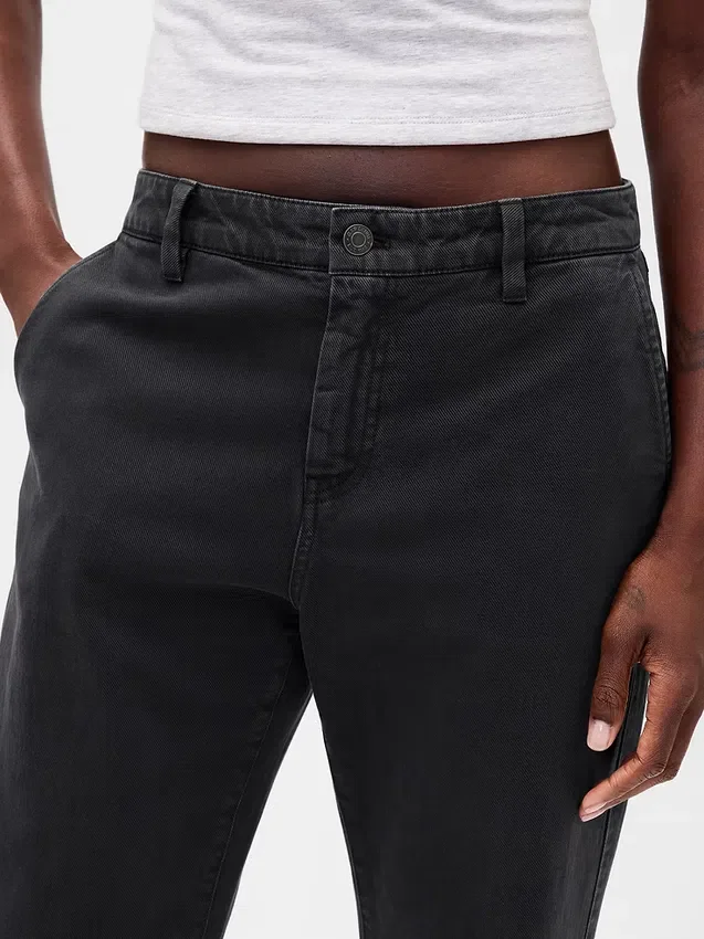 Pantalon kaki évasé à taille basse et coupe décontractée