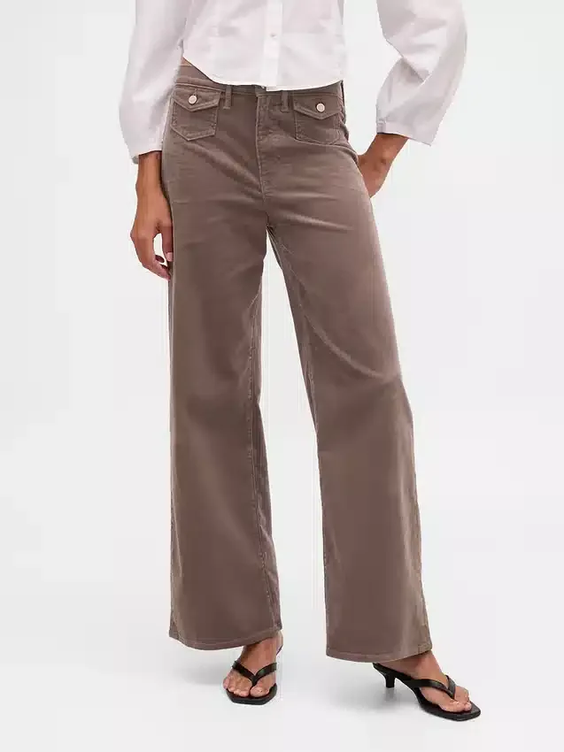 Pantalon large en velours côtelé à taille haute