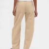 Pantalon large en velours côtelé à taille haute