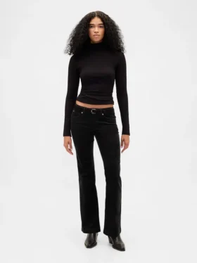 Pantalon long et ajusté en velours côtelé à taille basse