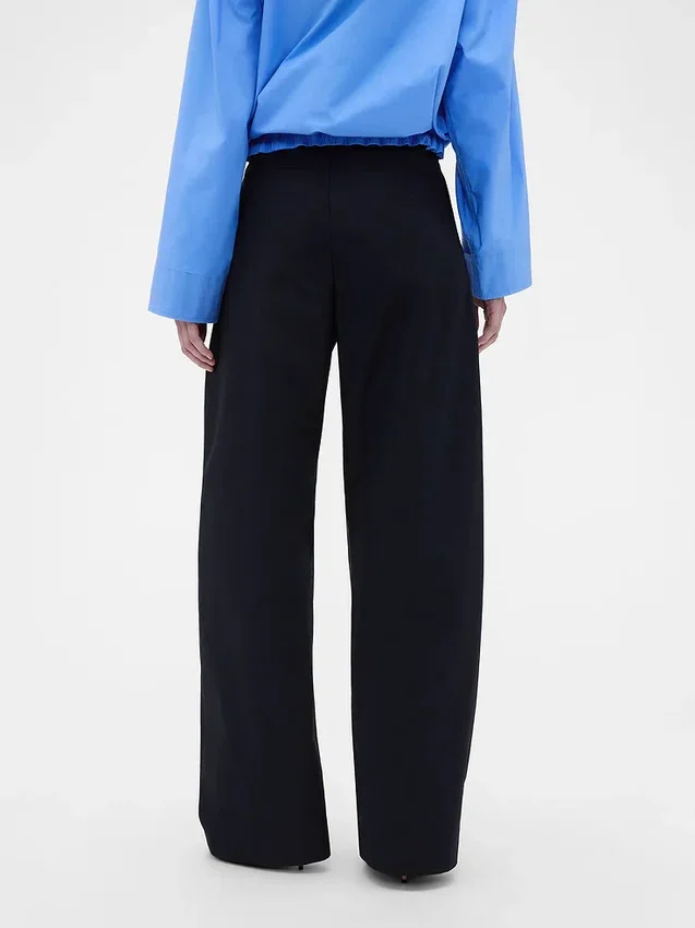 Pantalon à taille haute plissé en arc GAP × Victoria Beckham
