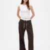 Pantalon taille moyenne à double ceinture