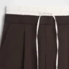 Pantalon taille moyenne à double ceinture
