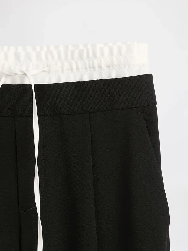 Pantalon taille moyenne à double ceinture
