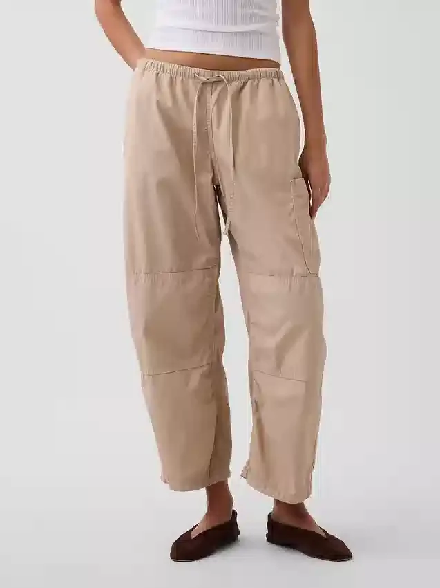 Pantalon utilitaire taille mi-haute en sergé, coupe « barrel »