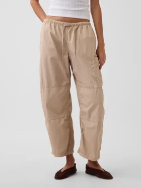 Pantalon utilitaire taille mi-haute en sergé, coupe « barrel »