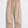 Pantalon utilitaire taille mi-haute en sergé, coupe « barrel »