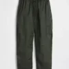 Pantalon utilitaire taille mi-haute en sergé, coupe « barrel »