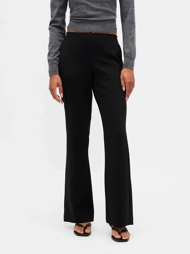 Pantalon évasé en sergé à taille basse