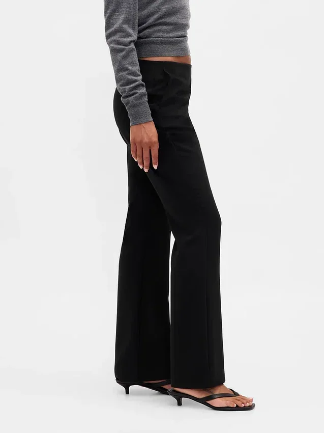 Pantalon évasé en sergé à taille basse